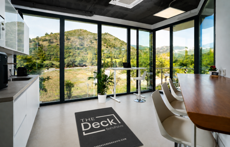 Carpet -The Deck-Redline Company